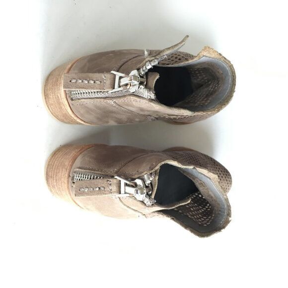 Dolce Vita Tommi Perforated‎ Bootie SMOKE NUBUCK Womens Size 6.5 Heeled Ankle - Picture 4 of 8